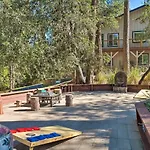 Convenient Apt With Fire Pit About Half-Mi To Lake!